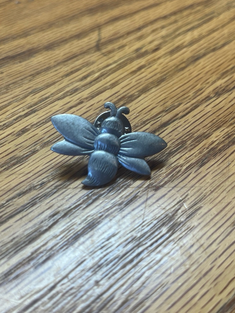 Longaberger pewter vintage bumblebee brooch